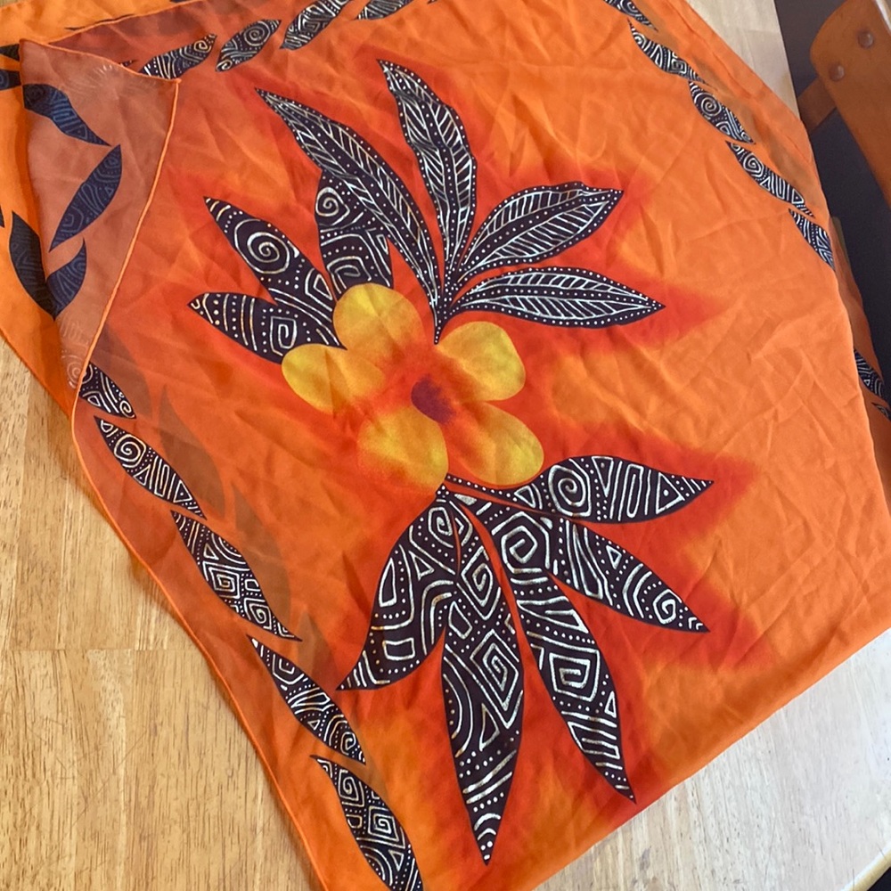 Your best look scarf in great condition like new